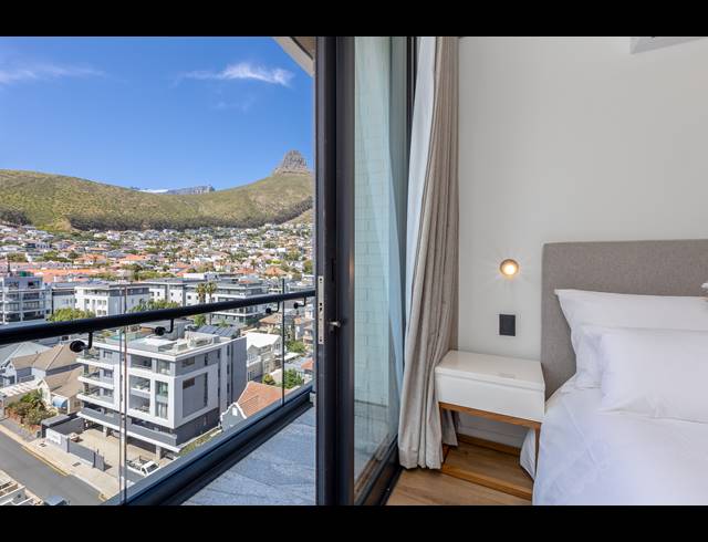 1 BEDROOM APARTMENT TO LET IN SEA POINT